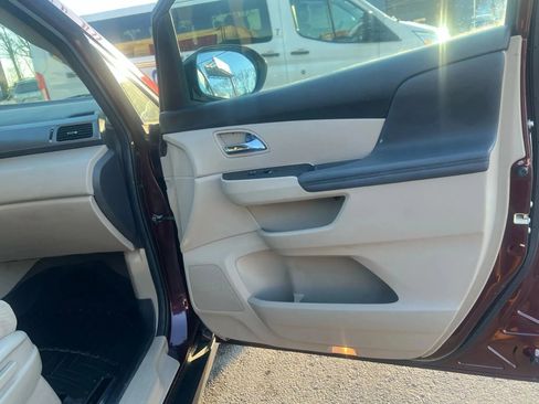 Used 2014 Honda Odyssey LX image 35