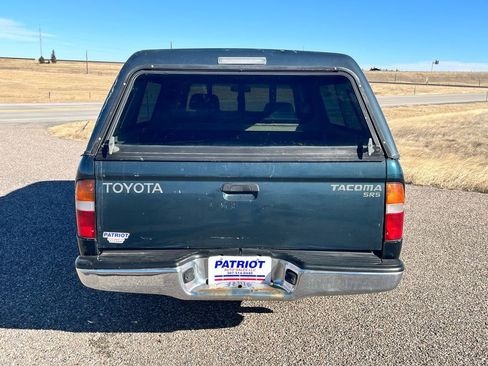 Used 1998 Toyota Tacoma 2WD Xtracab image 4