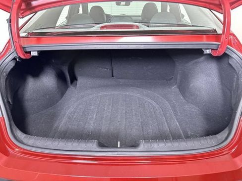 Used 2025 Hyundai Elantra SEL FWD image 27