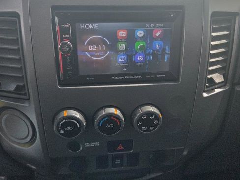 Used 2014 Nissan Titan S image 15