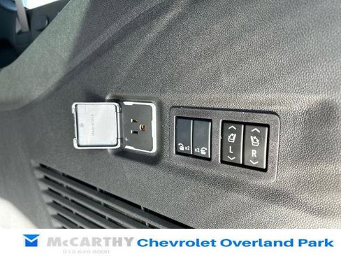 New 2026 Chevrolet Suburban Premier w/ Sun And Tow Package image 25