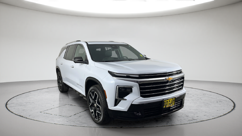 Used 2026 Chevrolet Traverse High Country w/ LPO, Floor Liner Package AWD/4WD image 5