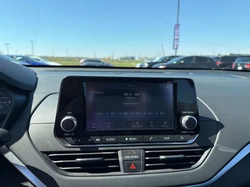 Used 2022 Nissan Altima 2.5 S image 19