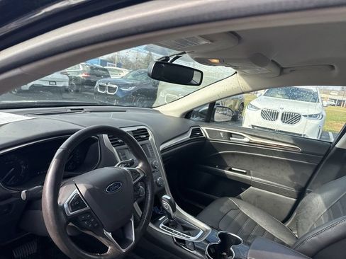 Used 2015 Ford Fusion SE w/ Equipment Group 202A image 10