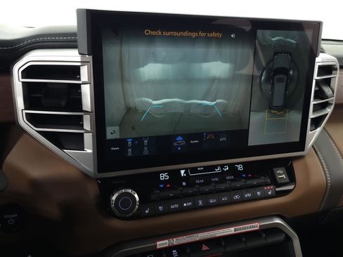 Used 2025 Toyota Sequoia Limited image 33