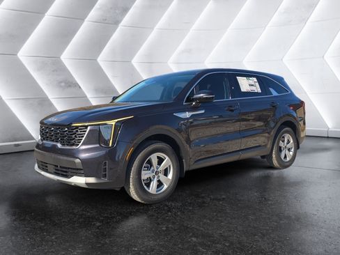 New 2026 Kia Sorento LX FWD image 1