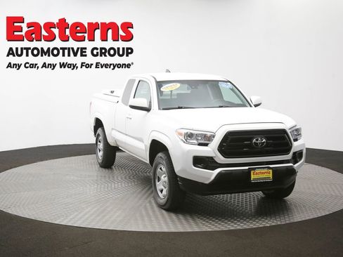 Used 2022 Toyota Tacoma SR w/ SR Convenience Package image 50