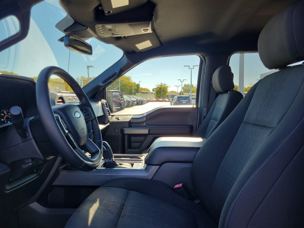 Certified 2019 Ford F150 XLT w/ Equipment Group 302A Luxury AWD/4WD image 18
