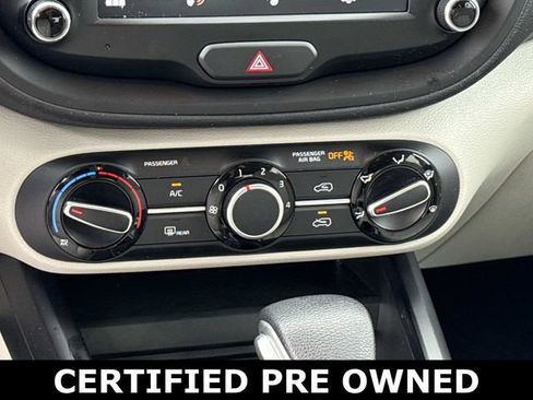 Certified 2022 Kia Soul LX image 21