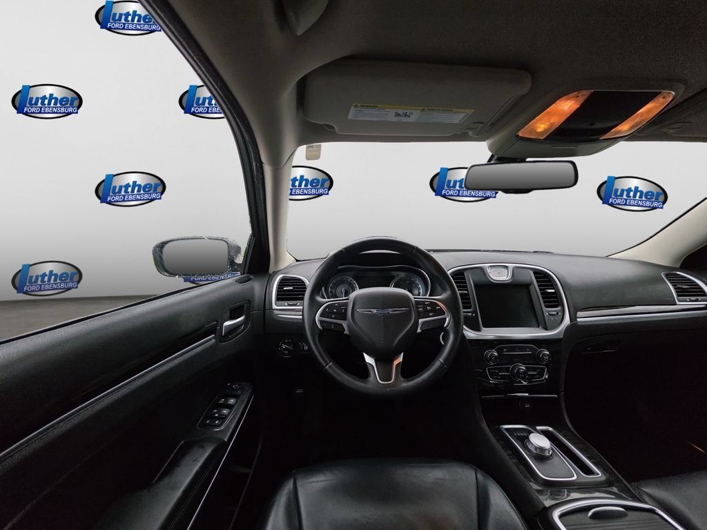 Used 2016 Chrysler 300 Limited RWD image 12