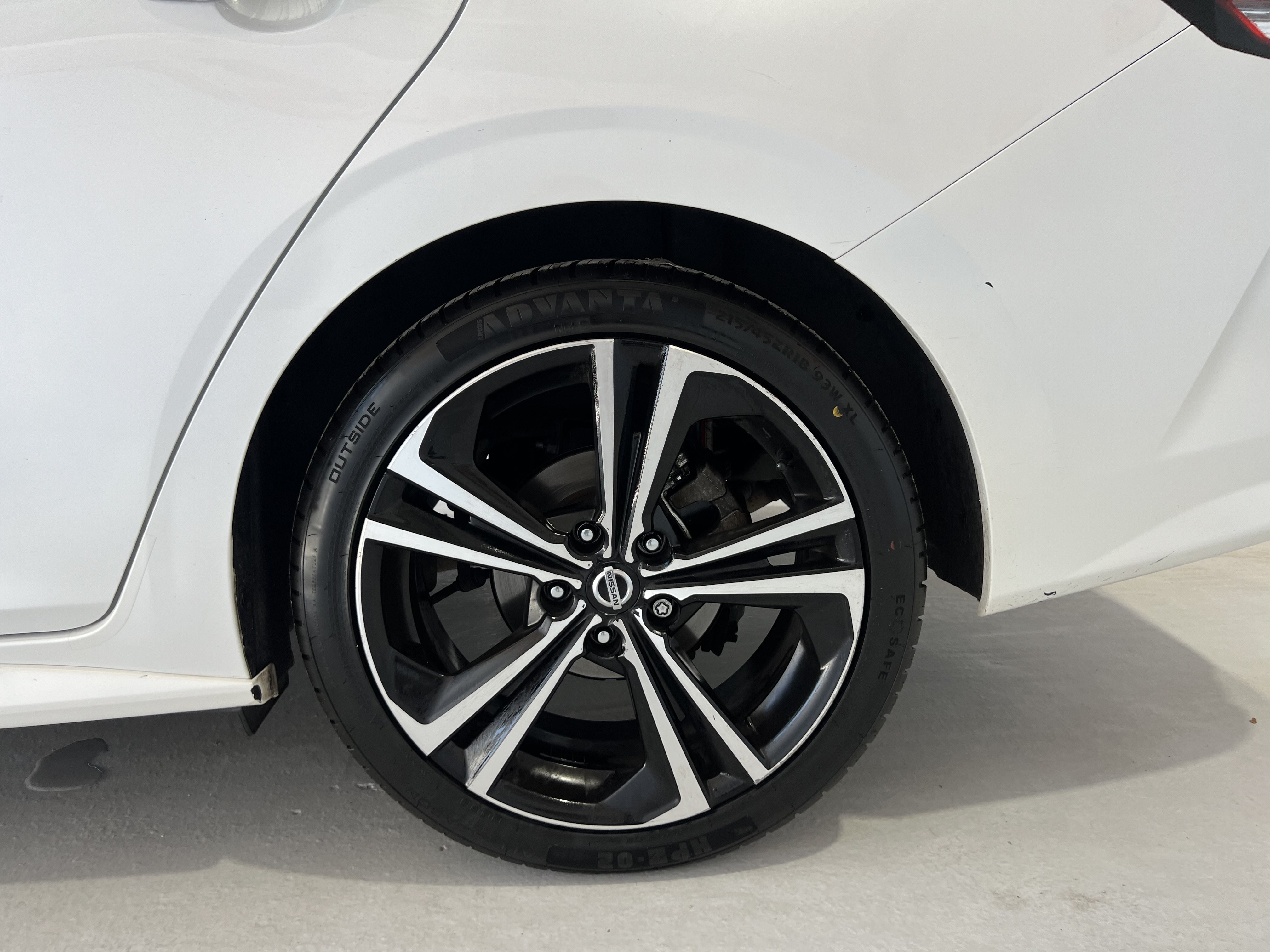 Used 2023 Nissan Sentra SR FWD image 8