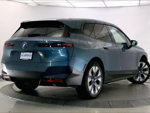 Certified 2024 BMW iX xDrive50 w/ Premium Package AWD/4WD image 11