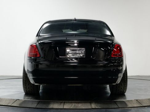 Used 2015 Rolls-Royce Ghost image 16