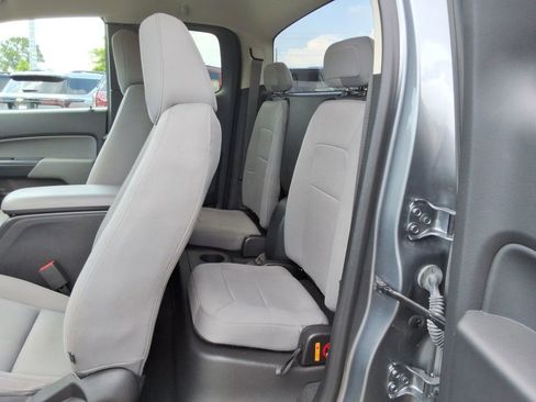 Certified 2022 Chevrolet Colorado W/T w/ WT Convenience Package AWD/4WD image 11