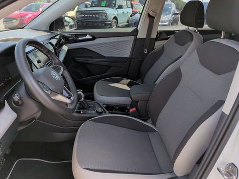 Used 2024 Volkswagen Taos S AWD/4WD image 4