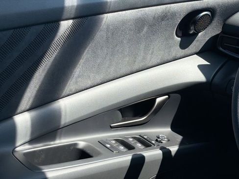 New 2026 Hyundai Elantra N FWD image 17