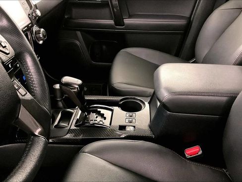 Used 2022 Toyota 4Runner TRD Pro AWD/4WD image 17