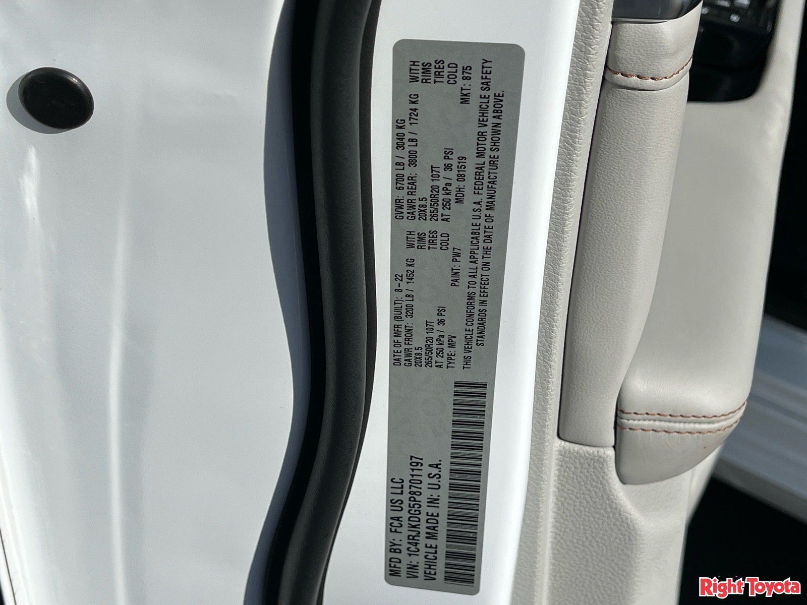 Used 2023 Jeep Grand Cherokee L Overland AWD/4WD image 33