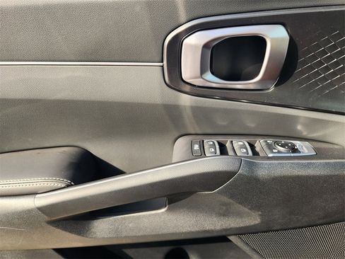 New 2026 Kia Sorento LX image 16