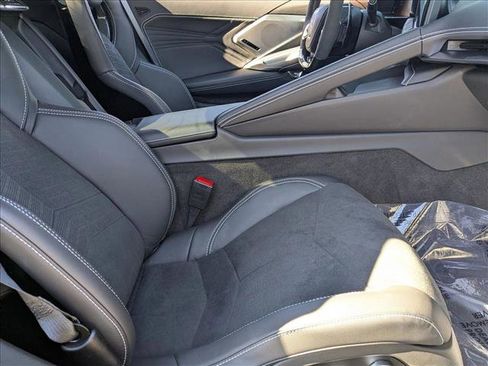 Used 2026 Chevrolet Corvette Z06 w/ Z07 Performance Package image 18