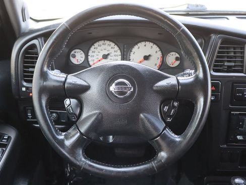 Used 2003 Nissan Pathfinder SE w/ SE Popular Pkg AWD/4WD image 18