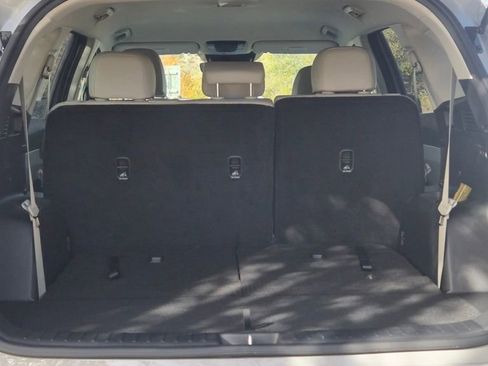 New 2025 Kia Sorento S image 11