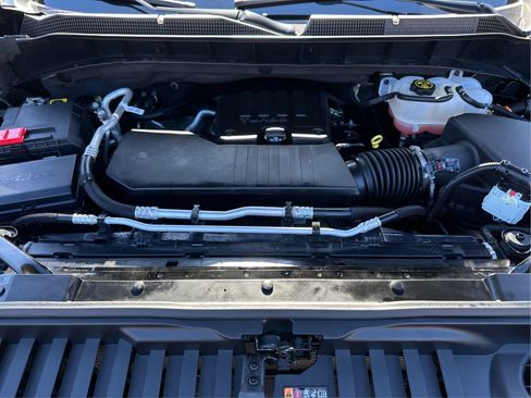 Used 2023 Chevrolet Silverado 1500 LT AWD/4WD image 22