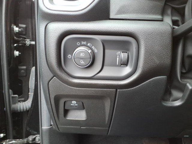 Certified 2022 RAM 1500 Big Horn AWD/4WD image 16