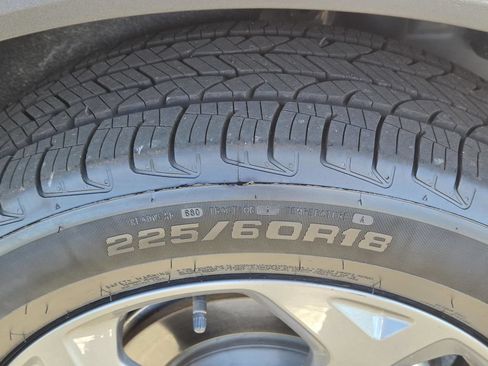 Used 2025 Ford Escape ST-Line Select AWD/4WD image 45