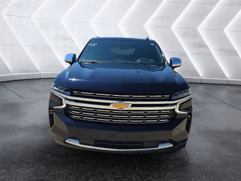 Used 2022 Chevrolet Tahoe Premier w/ Premium Package 2 RWD image 2