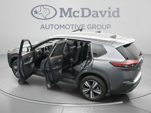 Used 2023 Nissan Rogue SL w/ SL Premium Package FWD image 45