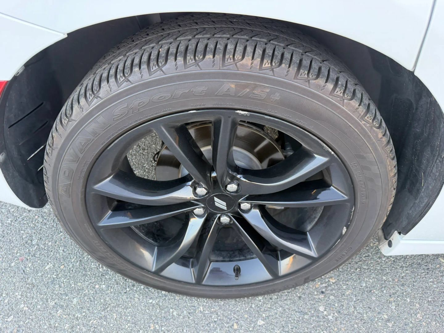 Used 2018 Dodge Charger R/T w/ Blacktop Package RWD image 34