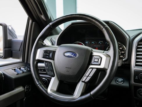 Used 2019 Ford F150 Platinum w/ Equipment Group 701A Luxury image 35