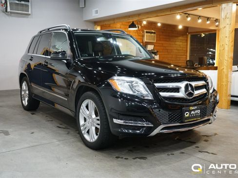 Used 2014 Mercedes-Benz GLK 350 4MATIC image 3
