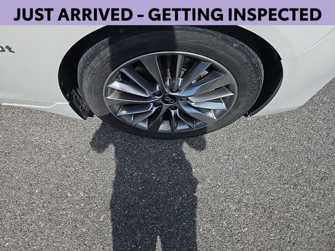 Used 2018 INFINITI Q50 Luxe w/ Essential Package (3.0T Luxe) image 10