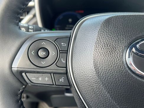 Certified 2026 Toyota Corolla Cross XSE w/ Convenience Package image 21