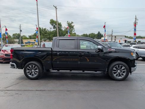 Used 2023 Chevrolet Silverado 1500 LT AWD/4WD image 6