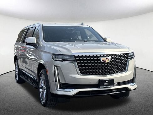 Certified 2023 Cadillac Escalade ESV Premium Luxury image 23