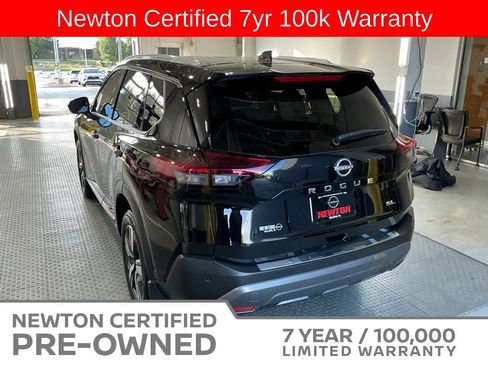 Used 2023 Nissan Rogue SL w/ SL Premium Package FWD image 25