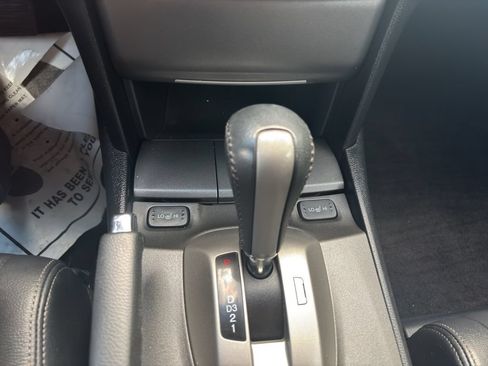 Used 2012 Honda Crosstour EX-L image 24