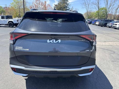 Used 2024 Kia Sportage X-Line w/ X-Line Premium Package AWD/4WD image 3