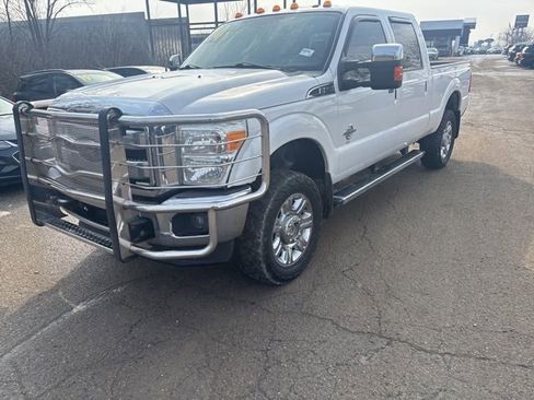 Used 2014 Ford F250 Lariat w/ Chrome Package image 19