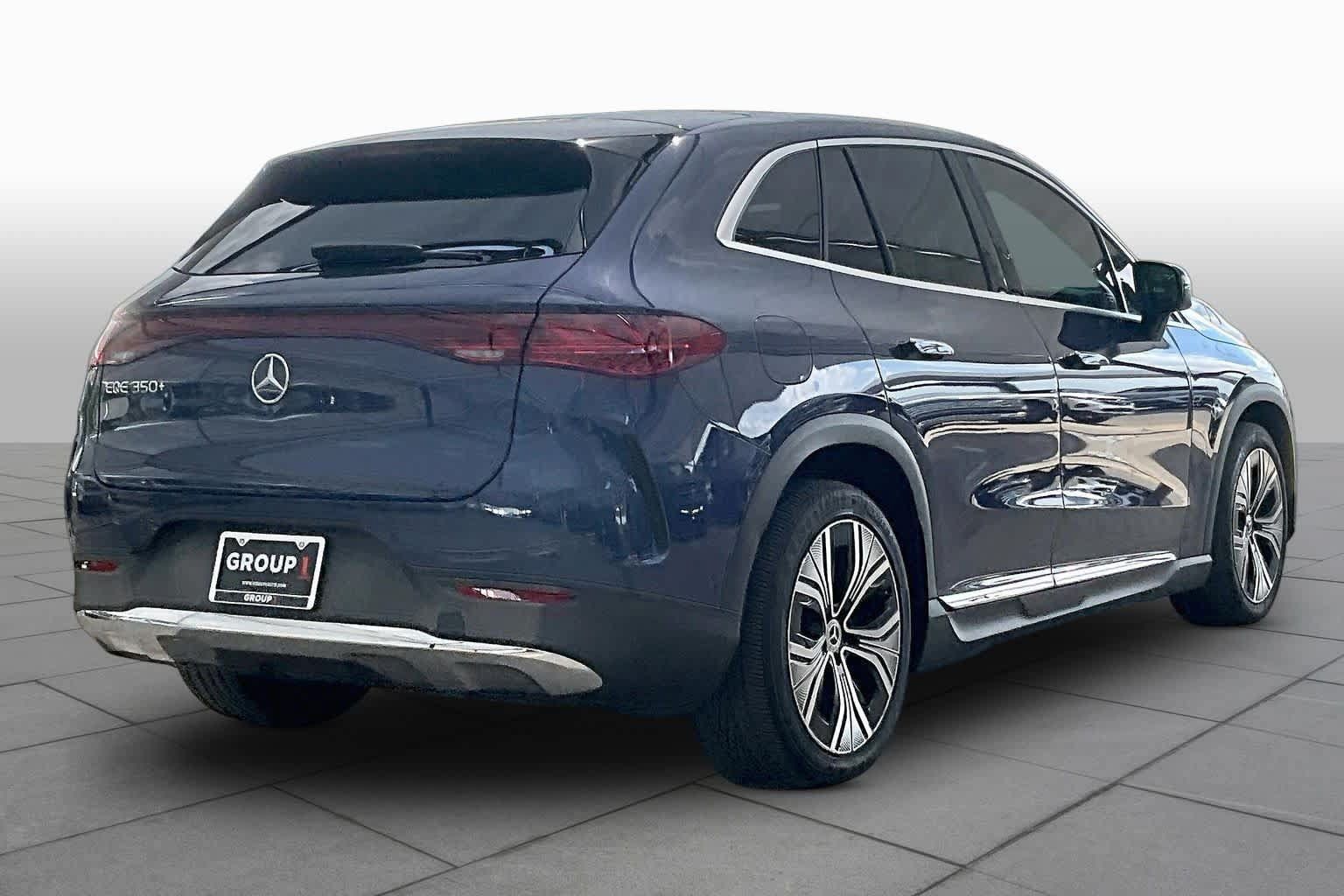 Used 2023 Mercedes-Benz EQE 350+ SUV image 12