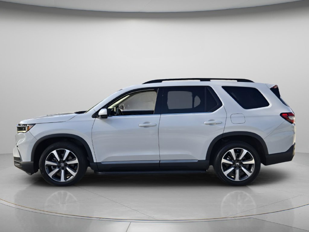 Used 2024 Honda Pilot Touring image 5