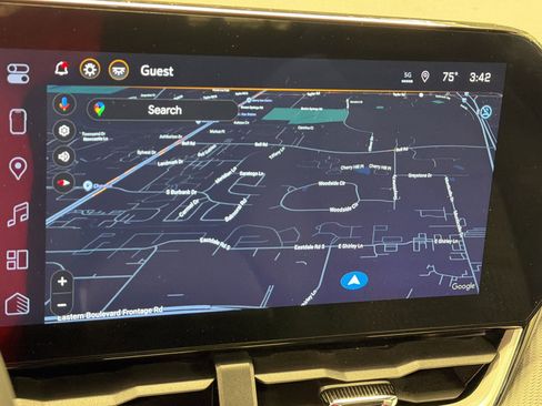New 2026 Chevrolet Equinox LT FWD image 24