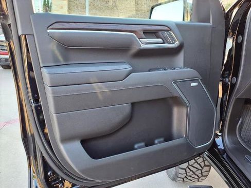 New 2026 GMC Sierra 1500 SLT image 20