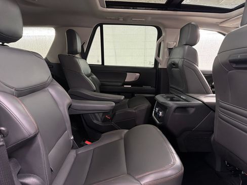 Certified 2025 Ford Expedition Active RWD image 33