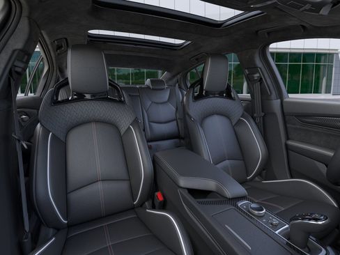 New 2026 Cadillac CT5 V Blackwing w/ Carbon Fiber 2 Package image 16