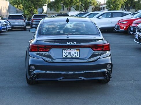 Certified 2023 Kia Forte GT-Line image 9
