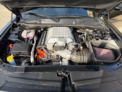 Used 2022 Dodge Challenger SRT Hellcat w/ Plus Package image 17